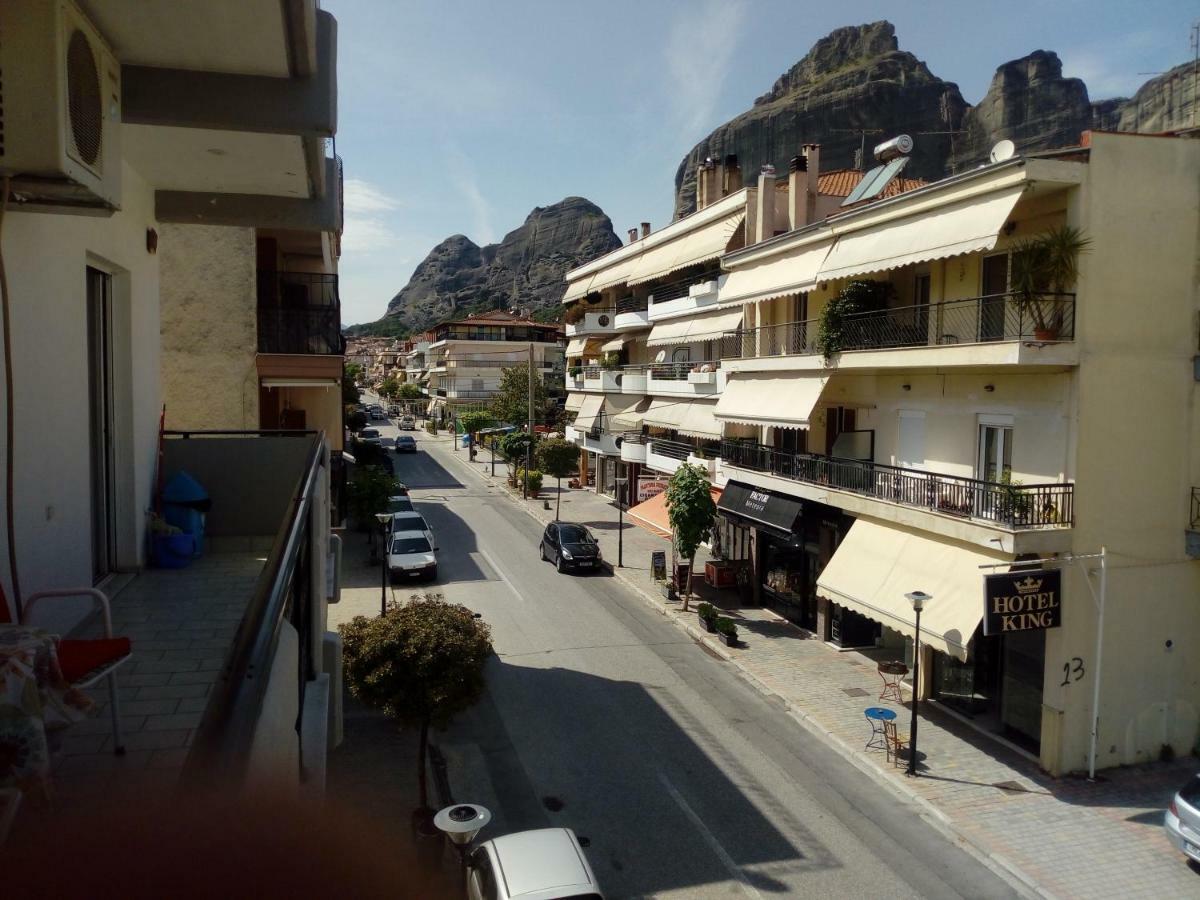 דירות קאלאבאקה Meteora Monasteries View מראה חיצוני תמונה